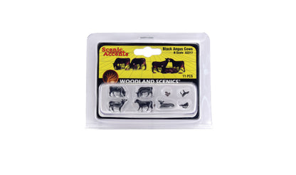 Woodland Scenics Accents 2217 N Black Angus Cows (11 pieces)
