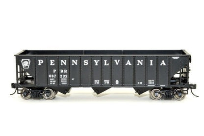 Bowser 42929 HO, 70 Ton, 12 Panel Triple Hopper, PRR, 667232 - House of Trains