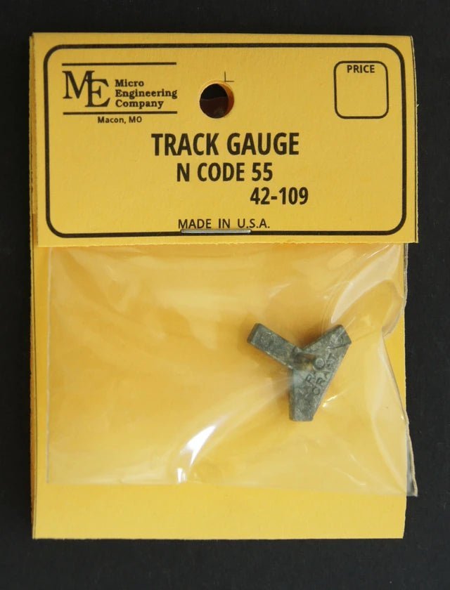 Micro Engineering 42 - 109 N Code 55 Track Gauge Metal 3 Point - House of Trains
