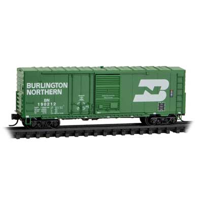 Micro-Trains Line 191 00 010 N 40' Standard Box Car, Plug and Sliding Door, Burlington Northern, BN 190212 - House of Trains