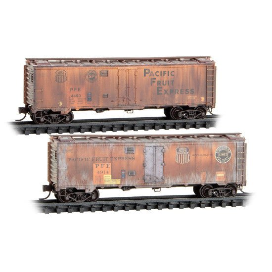 Micro - Trains Line 983 05 098 N, 40' Steel Ice Reefer, 2 - Pack, Weathered, PFE - House of Trains