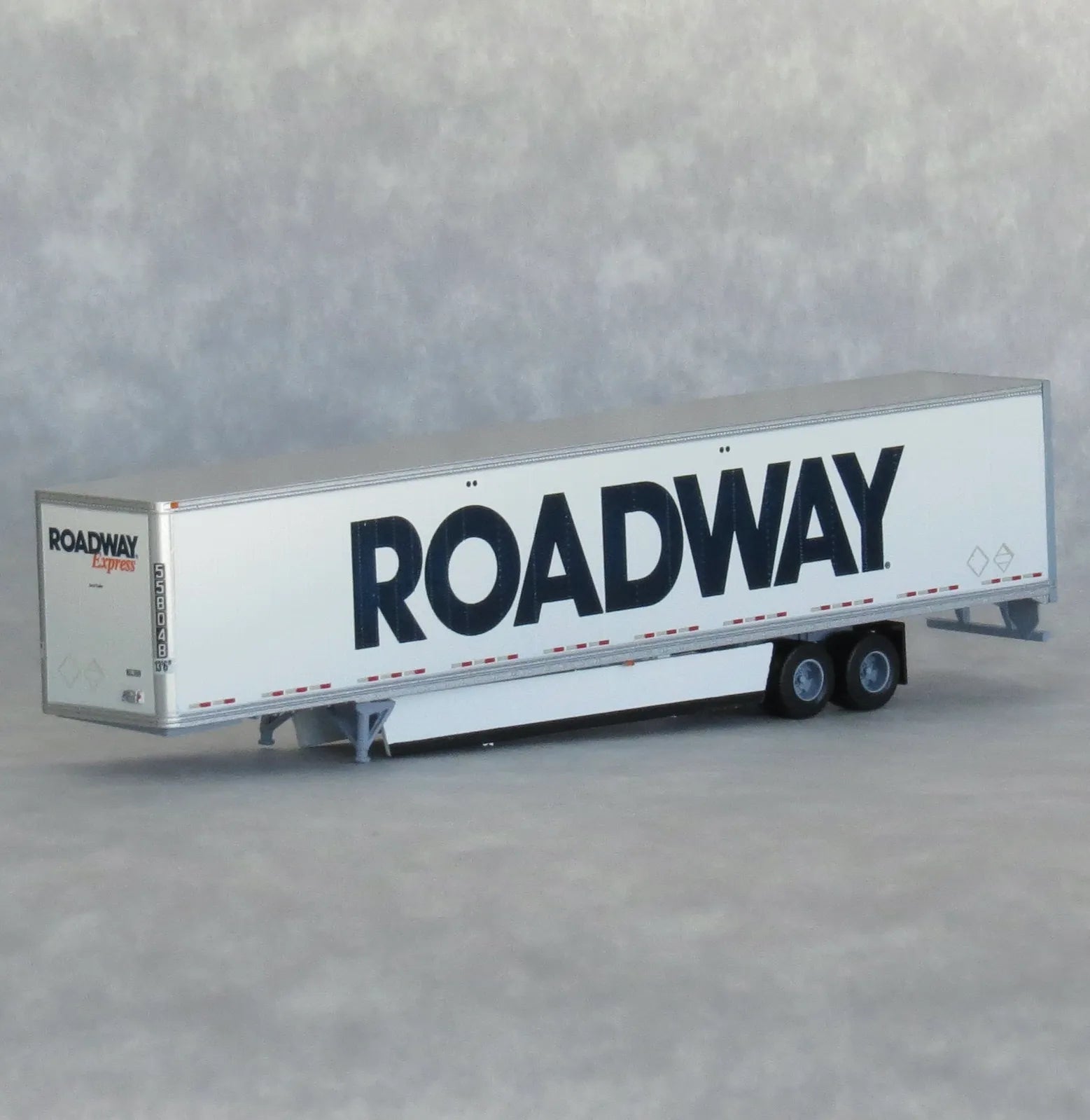Trainworx 45384 - 04 N, LTL Trucks, 53' Trailer, Roadway, 558048 - House of Trains