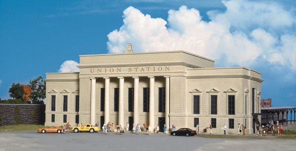 Walthers 933 - 3094 HO, Union Station, Molded in Two Colors and Clear Plastic - House of Trains