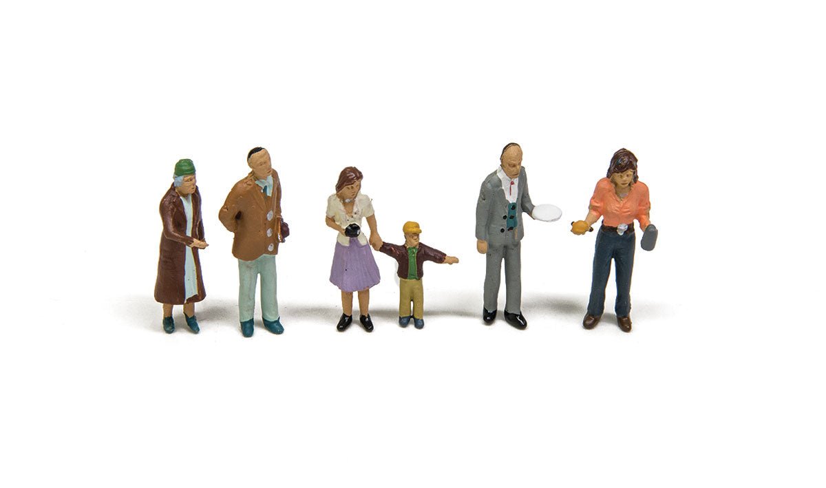 Woodland Scenics 1959 HO People Going Places, Pedestrians - House of Trains