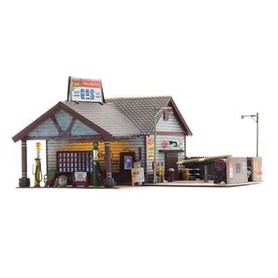 Woodland Scenics 4935 N, Ethyl's Gas and Service, Built Up - House of Trains