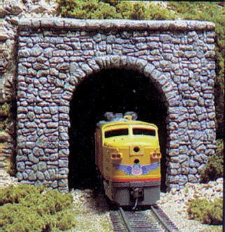 Woodland Scenics C1255 HO, Random Stone Tunnel Portal - House of Trains