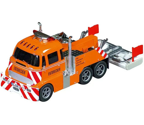 Carrera 31094, Digital 132, Track Cleaning Truck, Orange - House of Trains